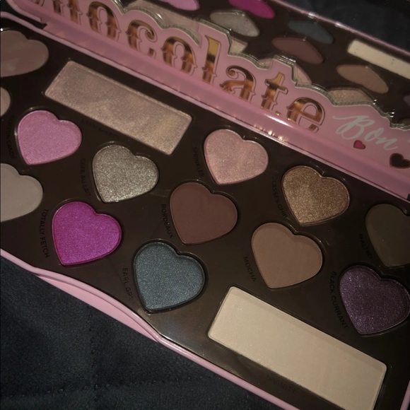 Too Faced Chocolate Bon Bons - Picture 4 of 5